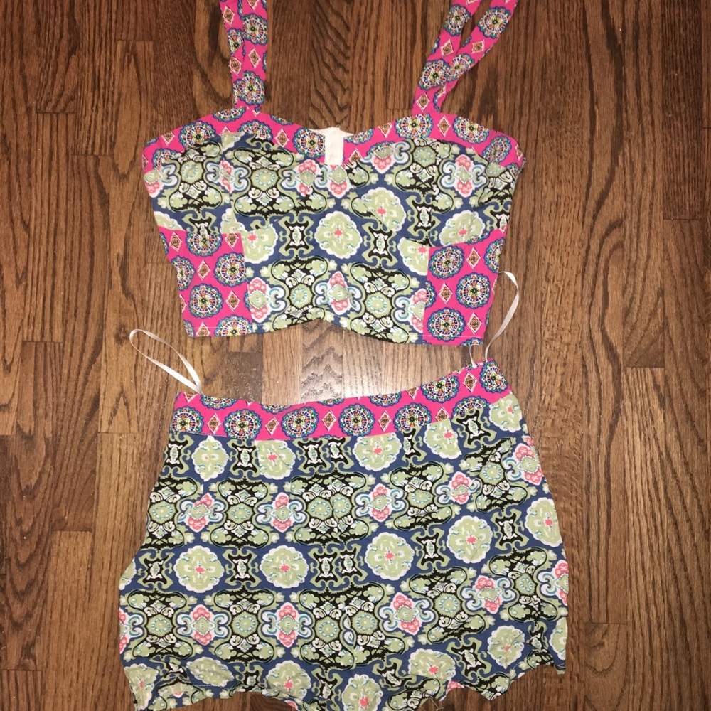 LF stores matching set! New